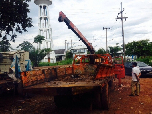 ISUZU หัวยาวพร้อมเครน 2.5ตัน เครื่อง145แรง รถประมูลเอกสารหายครับ ไม่มีเล่มนะครับ รถใช้งานได้ดี