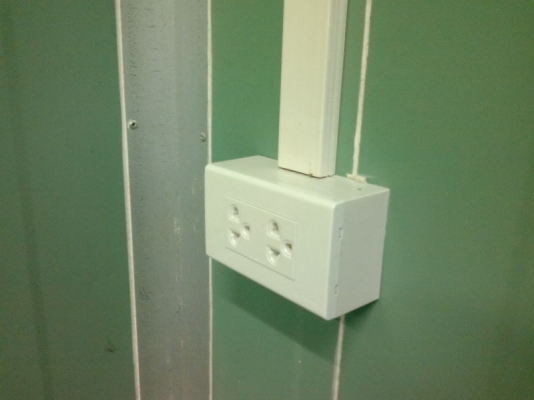 ขายตู้สำนักงานเตลื่อนที่มือสอง รีบิลท์ใหม่ เชียงใหม่ครับ