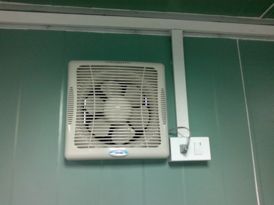 ขายตู้สำนักงานเตลื่อนที่มือสอง รีบิลท์ใหม่ เชียงใหม่ครับ