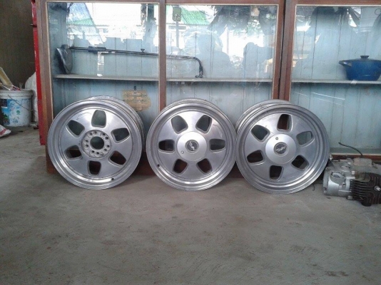 ขอบ 17 กว้าง 8  make in Germany