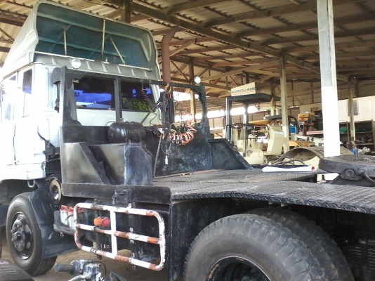 ขายด่วนครับ หัวลาก นิสสัน UD CW430 รถสวยมากๆครับ ยางเต็ม เอกสารพร้อมโอนครับ ซื้อไปแล้วไม่ผิดหวังครับสำหรับคันนี้