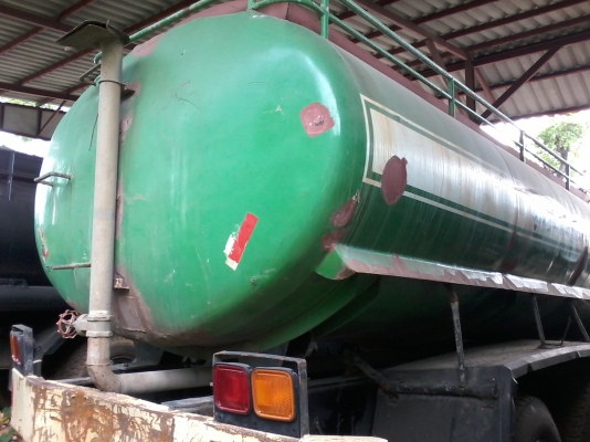 ขอโทษครับ แจ้งราคาใหม่ 550,000 บาท ครับ ขายด่วนครับ รถน้ำ 1 เพลา HINO F18 สวยพร้อมใช้งาน เอกสารพร้อมโอนครับ