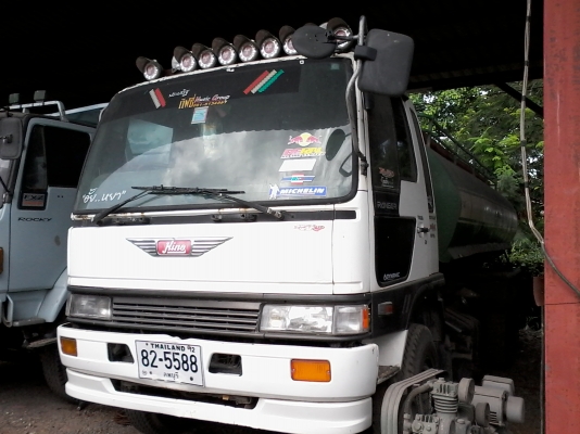 ขายด่วนครับ รถน้ำ 1 เพลา HINO F18 สวยพร้อมใช้งาน เอกสารพร้อมโอนครับ