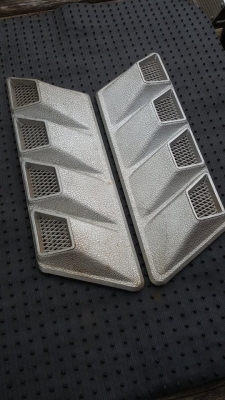 +++ ขายช่องลมฝากระโปรงแต่งแนวๆ Retro+++