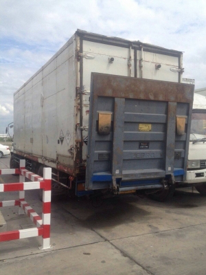 ขายด่วน Fuso ปี 41 195 แรงม้า สภาพพร้อมใช้งาน