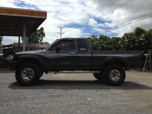 ขาย TOYOTA LN111 SR5 รถแท้ประกอยนอก ขาย TOYOTA LN111 SR5 รถแท้ประกอยนอก