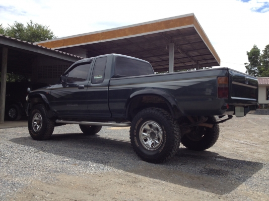 ขาย TOYOTA LN111 SR5 รถแท้ประกอยนอก ขาย TOYOTA LN111 SR5 รถแท้ประกอยนอก