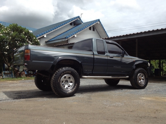 ขาย TOYOTA LN111 SR5 รถแท้ประกอยนอก ขาย TOYOTA LN111 SR5 รถแท้ประกอยนอก