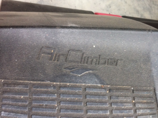 เครื่องออกกำลังการแบบเท้าเหยียบแบบมีเบาะอากาศ(Air Climber) ยื่นเหยียบไป-มาเหมือนเดินไปมา