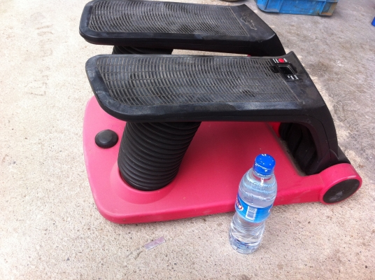 เครื่องออกกำลังการแบบเท้าเหยียบแบบมีเบาะอากาศ(Air Climber) ยื่นเหยียบไป-มาเหมือนเดินไปมา