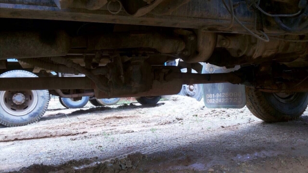 ขายรถ10ล้อดั้มพ์ ISUZU FXZ23NFY เครื่อง 240 แรงม้า หัวขาวตัวแรกทำฟ้า สนใจโทร 081-9701072