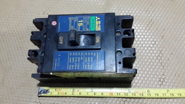 เบรคเกอร์ MITSUBISHI 15 A