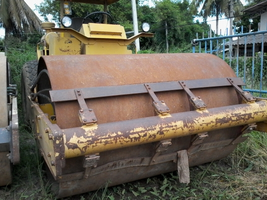 ขายด่วนครับ รถบด SAKAI 2 เพลา ล้อเรียบ สั่นสะเทือน สวยครับพร้อมใช้งานเลยครับ