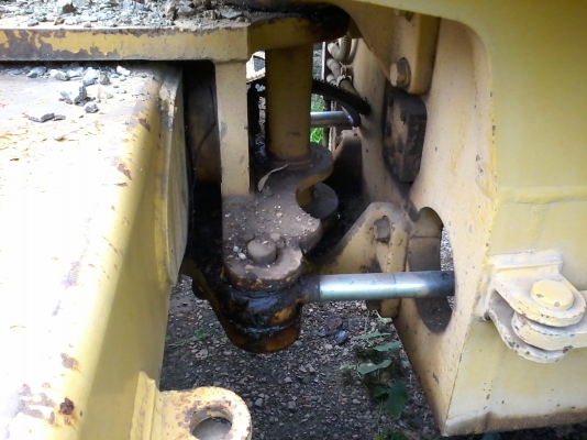 ขายด่วนครับ รถบด SAKAI 2 เพลา ล้อเรียบ สั่นสะเทือน สวยครับพร้อมใช้งานเลยครับ