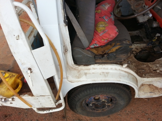 ขาย 6ล้อ isuzu 85 แรงม้า ต่อหางปลา ทะเบียนเต็ม