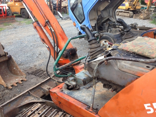 รถขุด HITACHI EX30 เก่าไทย เครื่อง IZUSU