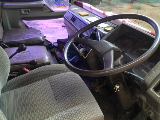 ขายรถบรรทุก10ล้อ 2 เพลา เทเลอร์ท้ายเป็ด  ปี 36