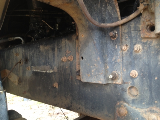 ขายรถบรรทุก10ล้อ 2 เพลา เทเลอร์ท้ายเป็ด  ปี 36