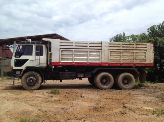 ขายรถบรรทุก10ล้อ 2 เพลา เทเลอร์ท้ายเป็ด  ปี 36