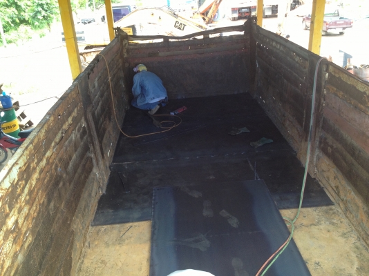 ขายรถบรรทุก10ล้อ 2 เพลา เทเลอร์ท้ายเป็ด  ปี 36