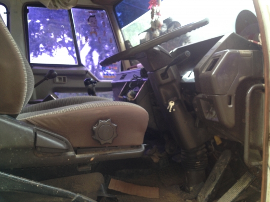 ขายรถบรรทุก10ล้อ 2 เพลา เทเลอร์ท้ายเป็ด  ปี 36