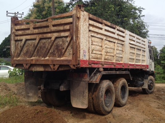 ขายรถบรรทุก10ล้อ 2 เพลา เทเลอร์ท้ายเป็ด  ปี 36