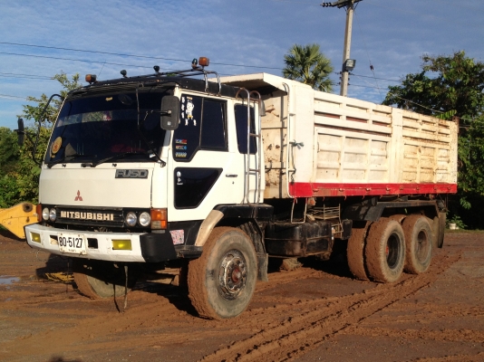 ขายรถบรรทุก10ล้อ 2 เพลา เทเลอร์ท้ายเป็ด  ปี 36