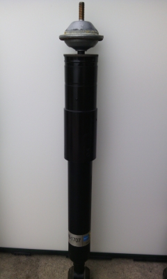 ขายโช้คbilstein germany ไม่แพงไม่เสียใช้งานได้ดี ถอดออกจากเบ๊นครับ