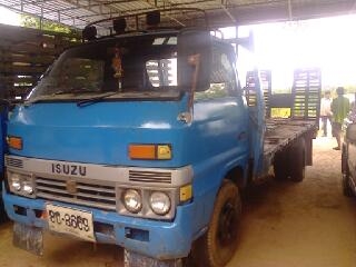 หกล้อ อีซูซุ TLเครือง100ฝาดำ เทนเลอร์บรรทุกแบ็คโฮ CP60กับรถเกียว...ทะเบียนโอน.... แยกขายชุดเทนเลอร์ห้างพับไฮโรลิก..48,000บ