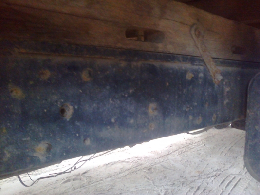 หกล้อ อีซูซุ TLเครือง100ฝาดำ เทนเลอร์บรรทุกแบ็คโฮ CP60กับรถเกียว...ทะเบียนโอน.... แยกขายชุดเทนเลอร์ห้างพับไฮโรลิก..48,000บ