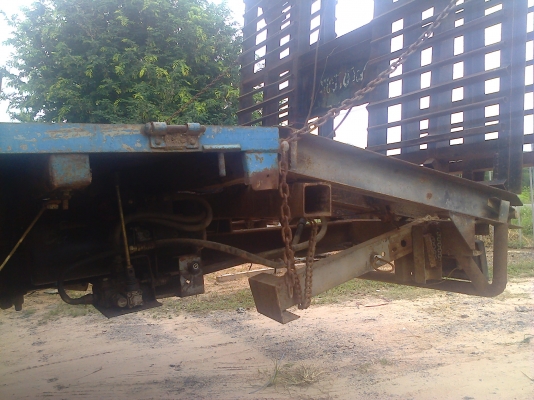 หกล้อ อีซูซุ TLเครือง100ฝาดำ เทนเลอร์บรรทุกแบ็คโฮ CP60กับรถเกียว...ทะเบียนโอน.... แยกขายชุดเทนเลอร์ห้างพับไฮโรลิก..48,000บ