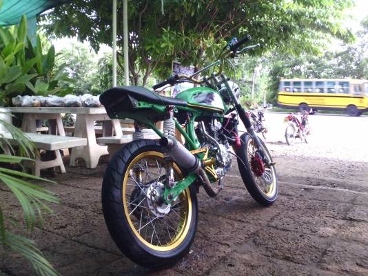 ขายคร๊าบ Jx เครื่องโซ 125 ชัก 3 รถสภาพพร้อมขี่หล่อๆเลยครับ ไม่มี ท.บ เเต่มีใบซื้อขายให้น่ะครับ ต่างจังหวัดจัดส่งให้ได้ ค่าส่งต่างหาก ค่าตัว 14500 บาท สนใจโทรมาสอบถามได้ครับ 098-5684508 / 089-8054390 โอ๋ ลพบุรี