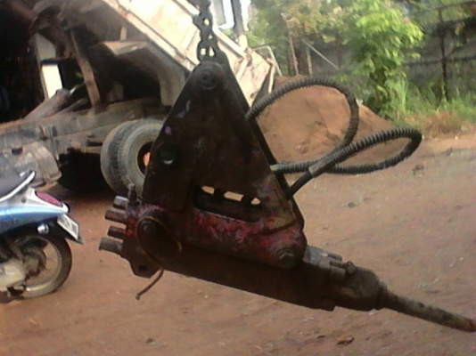 หัวเจาะติดรถแม็กโคร PC-30 / 50