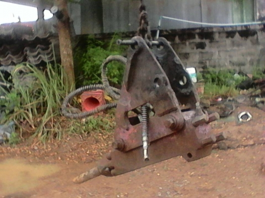 หัวเจาะติดรถแม็กโคร PC-30 / 50