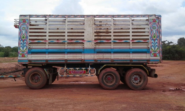 HINO 344  ขายดาวน์  950,000 บาทค่ะ ขายสดก็ขายค่ะราคาต่อรองได้คะ