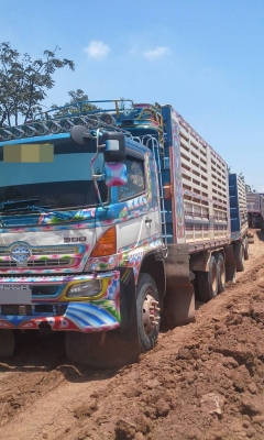 HINO 344  ขายดาวน์  950,000 บาทค่ะ ขายสดก็ขายค่ะราคาต่อรองได้คะ