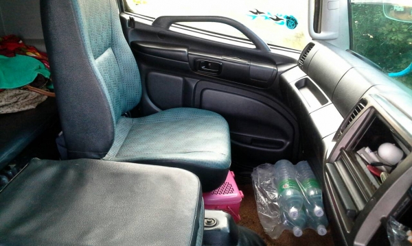 HINO 344  ขายดาวน์  950,000 บาทค่ะ ขายสดก็ขายค่ะราคาต่อรองได้คะ