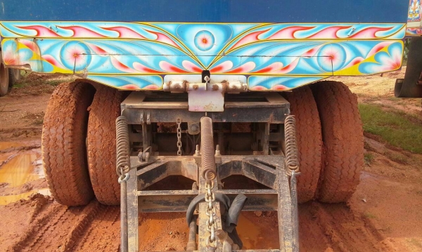 HINO 344  ขายดาวน์  950,000 บาทค่ะ ขายสดก็ขายค่ะราคาต่อรองได้คะ