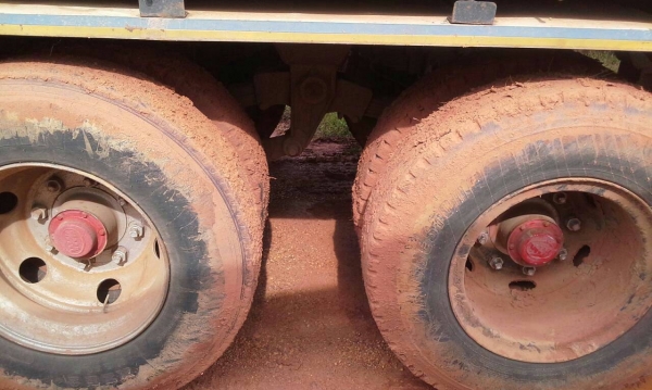 HINO 344  ขายดาวน์  950,000 บาทค่ะ ขายสดก็ขายค่ะราคาต่อรองได้คะ