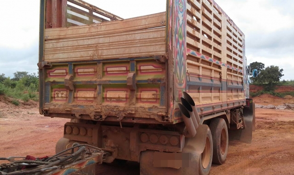 HINO 344  ขายดาวน์  950,000 บาทค่ะ ขายสดก็ขายค่ะราคาต่อรองได้คะ