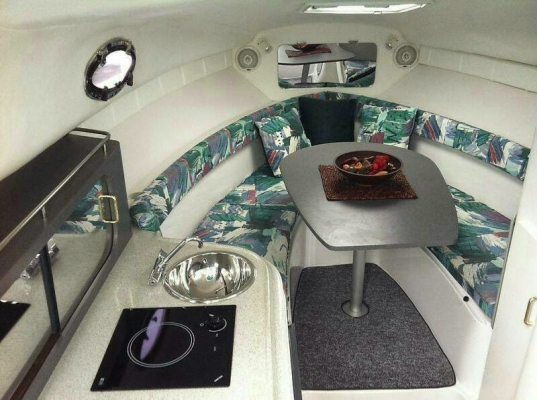 Donzi 275Lxc  mercruiser7.4MPI