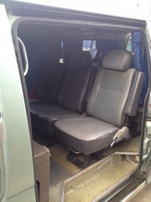 ขายรถตู้หัวจรวดหลังคาเตี้ย