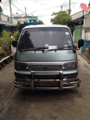ขายรถตู้หัวจรวดหลังคาเตี้ย
