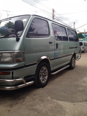 ขายรถตู้หัวจรวดหลังคาเตี้ย