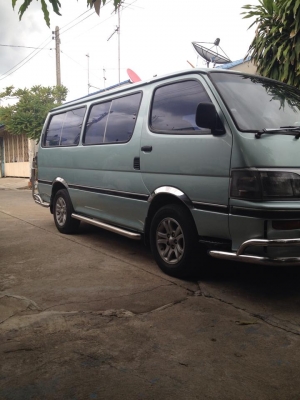 ขายรถตู้หัวจรวดหลังคาเตี้ย