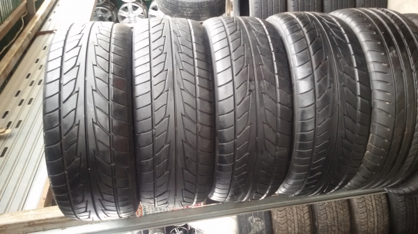 ขายยาง 235 50 18 NITTO 555 ชุดละ5800