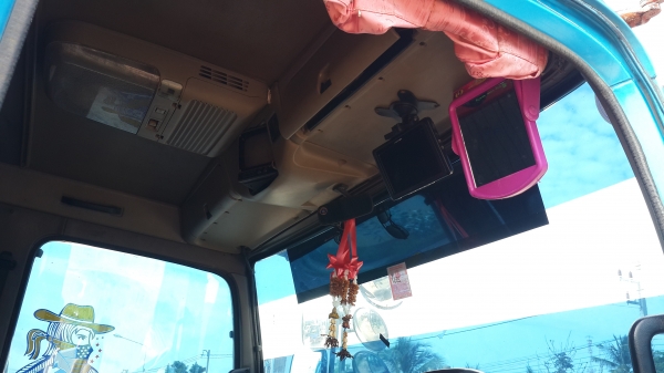 ขายด่วนหกล้อดั้ม DECA210สภาพพร้อมใช้ราคาโทร0843923995