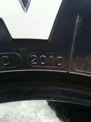 ขายครับ 9,800ยางMud MAXXIS 764 ขนาด245/75R16สวยๆครับ ขายครับ 9,800ยางMud MAXXIS 764 ขนาด245/75R16สวยๆครับ