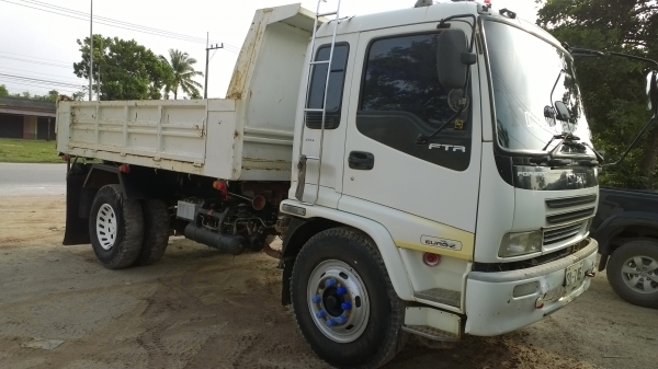 6ล้อดั้ม200แรงFTR33F2 4-7000503 ยาง1000-20 ยูโร2 ปลายปี*49 ไมล์210000กม.รถห้างแท้ มือเดียว..