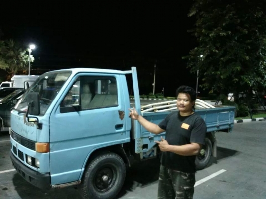 ต้องการขาย 4 ล้อ อีซูซุ 88 แท้ห้าง เกียร์สั้นสภาพพร้อมใช้ เครื่องฟิตดีไม่มีเยิ้ม สภาพสวยคลัชชีสวยตลอดเส้นไม่มีสนิม  หัวไม่ผุไม่มีสนิมวิ่งน้อยยางสวย4เส้น